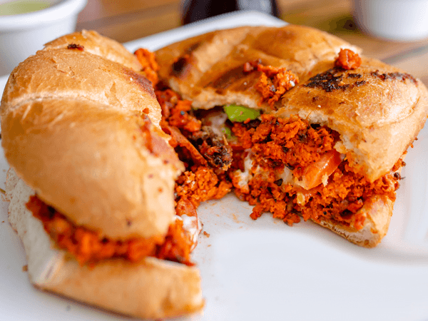 Torta de Longaniza con Queso