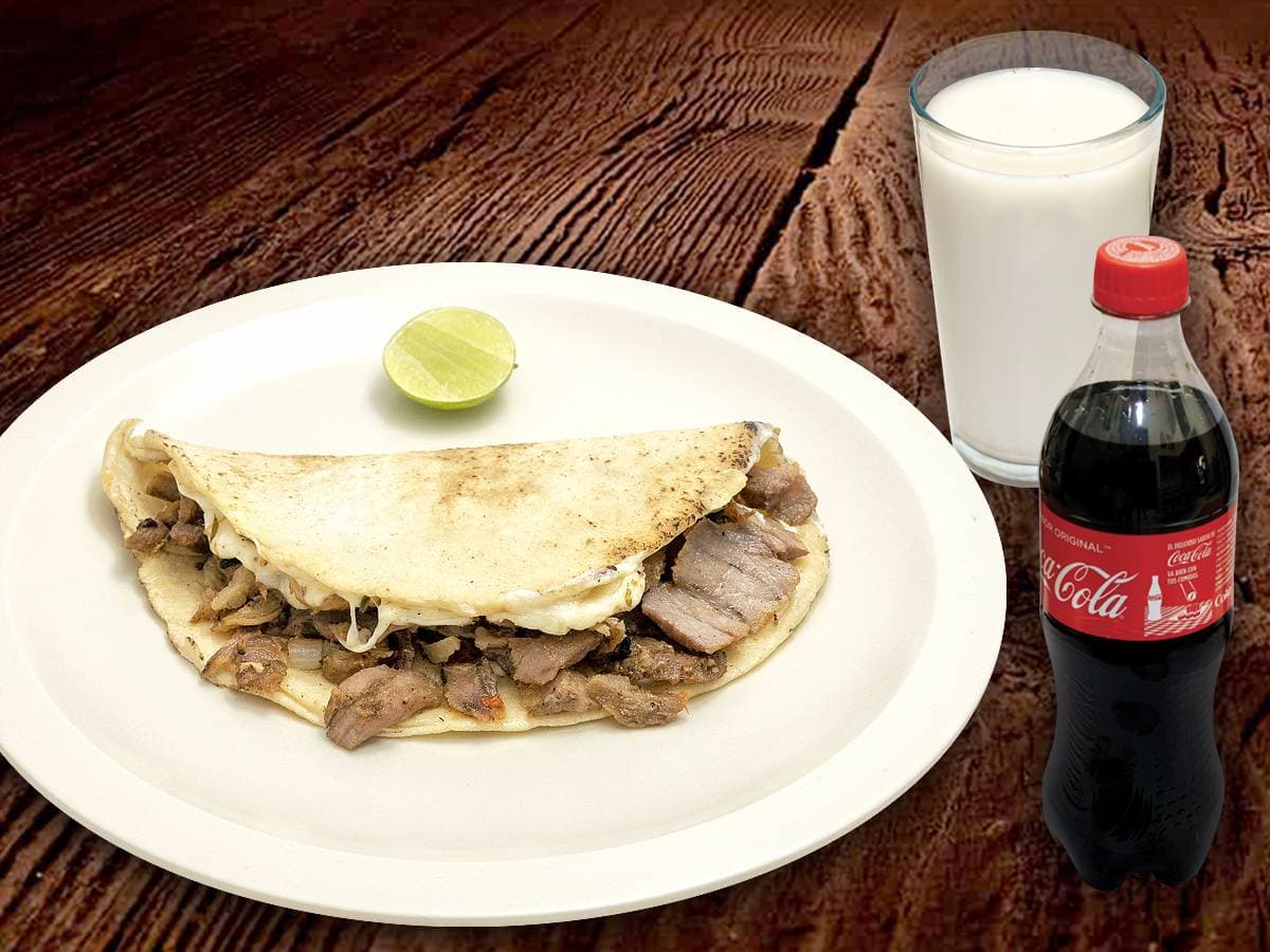 1 Quesadilla Árabe + bebida