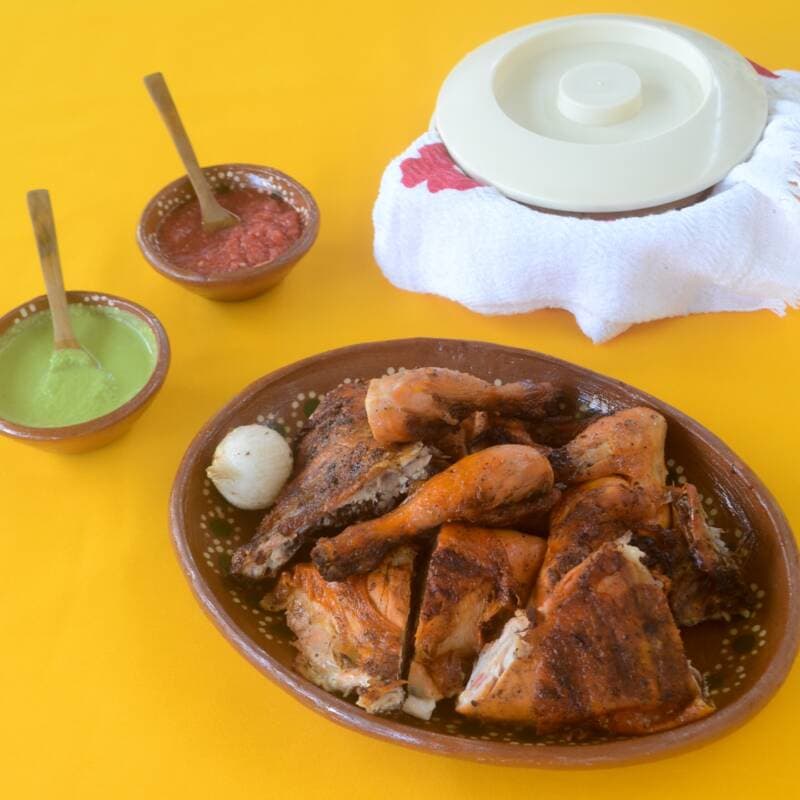 Pollo Asado al Carbón