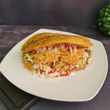 Patacón de Pollo
