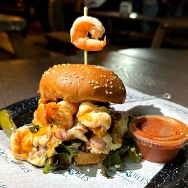 Hamburguesa costeña