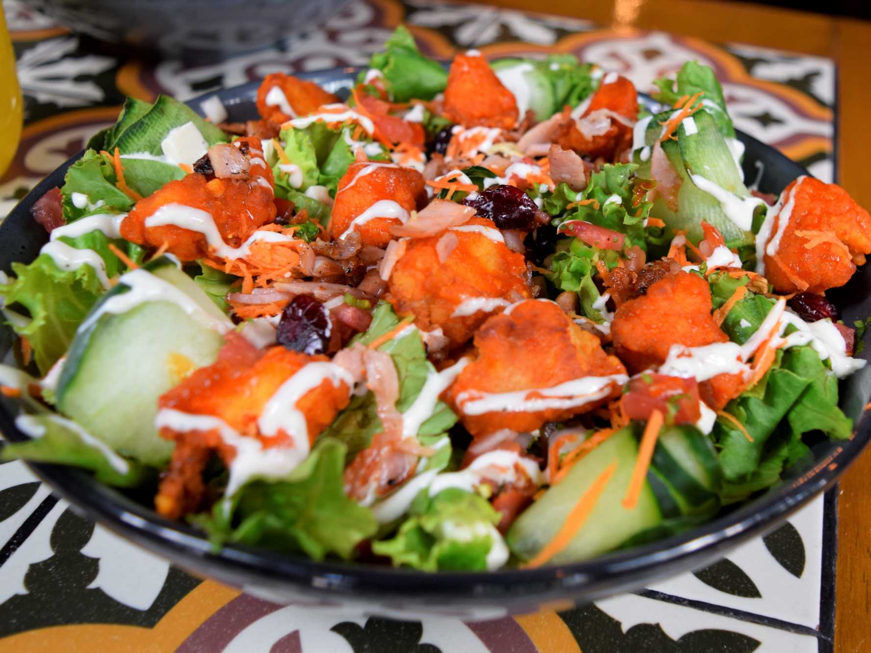 Ensalada Bonelesss