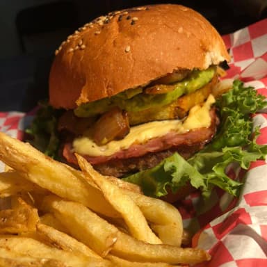 Mad Burger Hawaiana