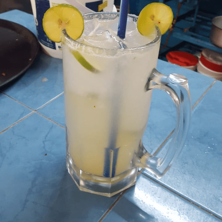 Limonada Mineral en Tarro