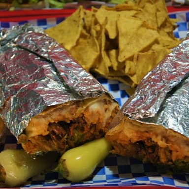 Combo-Burrotote Ahh Plebees + Soda Pepsi