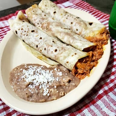 Taco de Tinga de Puerco