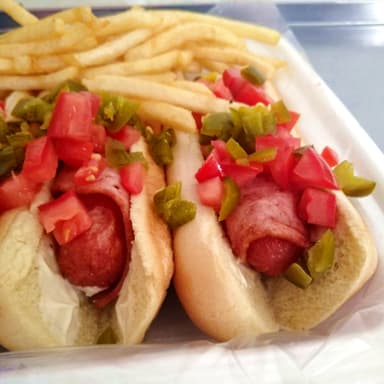 Bacon Dogs con Papas a la Francesa