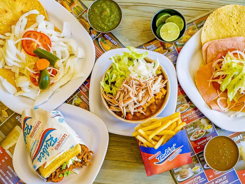 Lonches Ruben - Plaza San Andrés