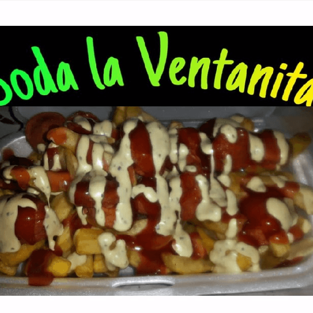 Salchipapas