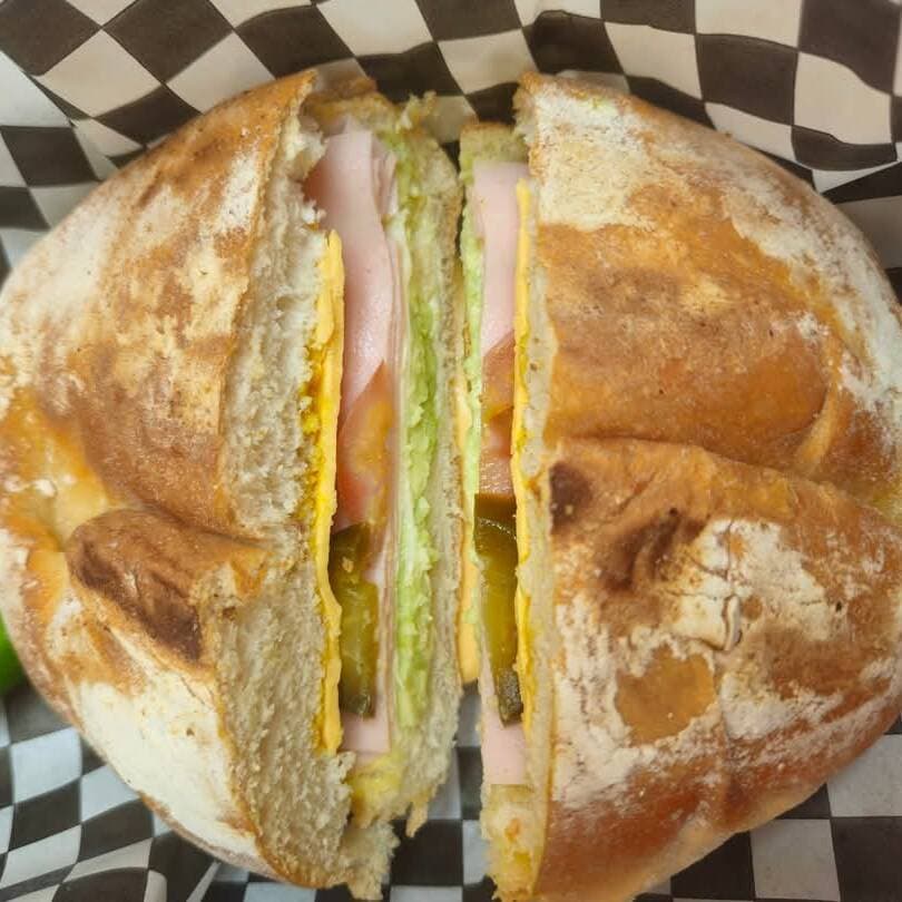 TORTA DE JAMON DE PECHUGA DE PAVO