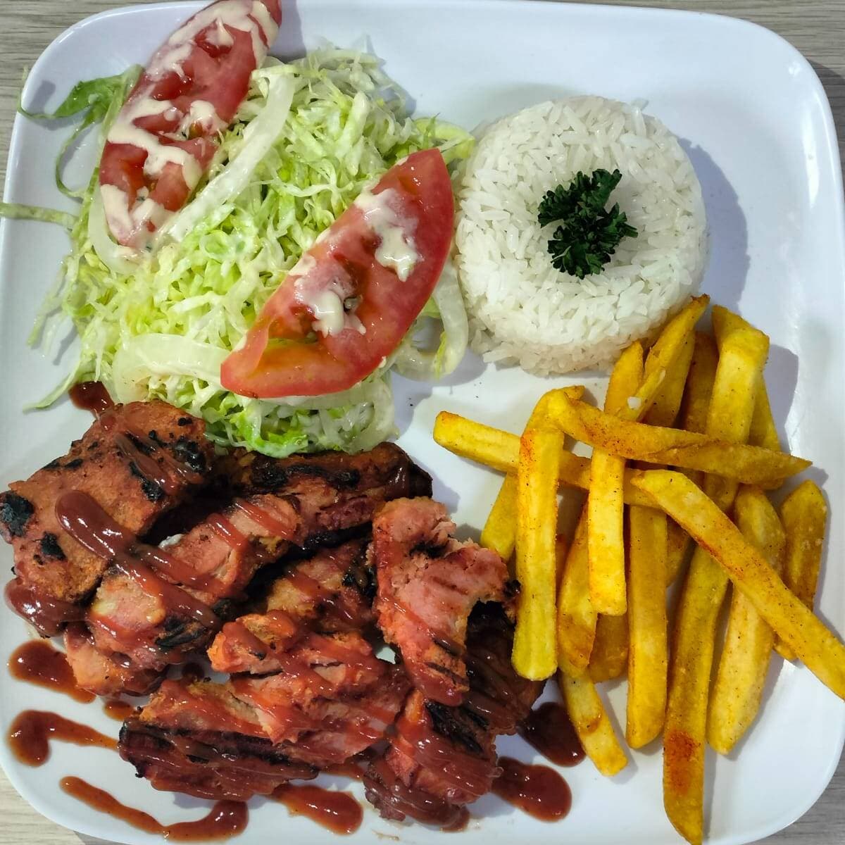 COSTILLAS DE CERDO AHUMADA EN SALSA BBQ