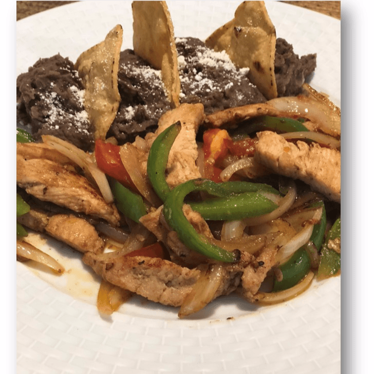 Desayuno Mexicano Fajitas con Pollo