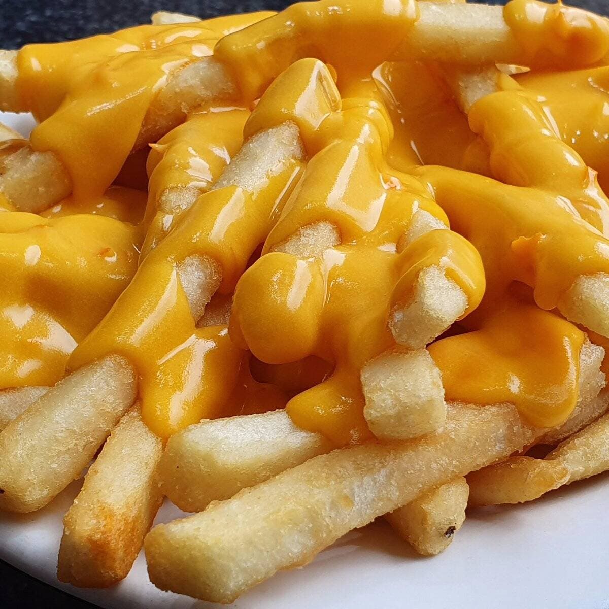 Papas Francesas con Queso