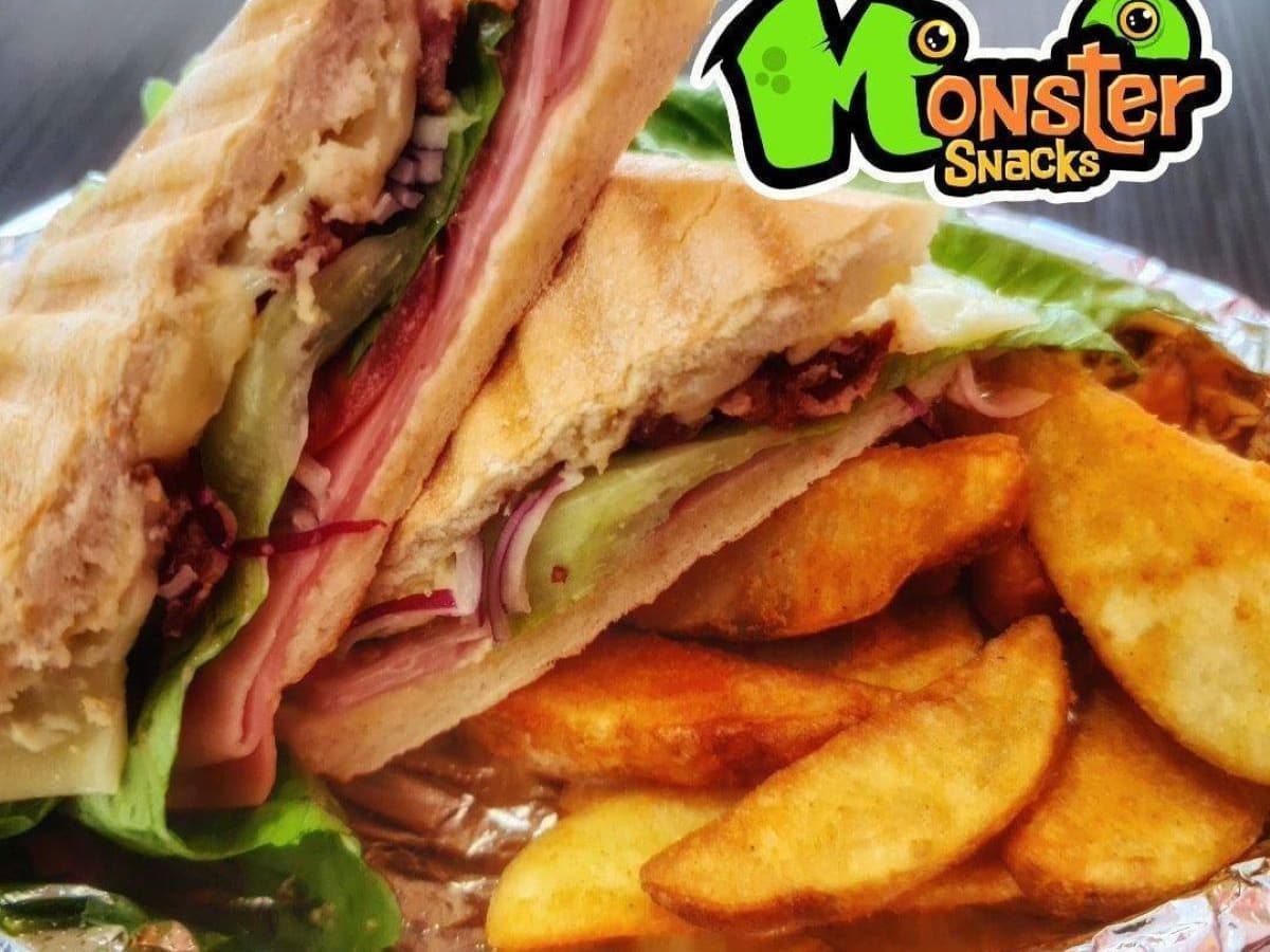 Monster Snacks Sucursal Filadelfia