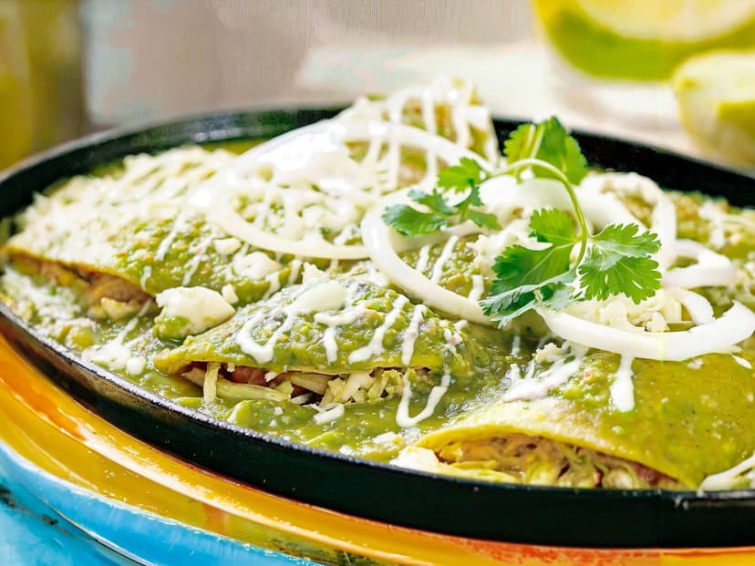 Chilaquiles y Enchiladas María Bonita