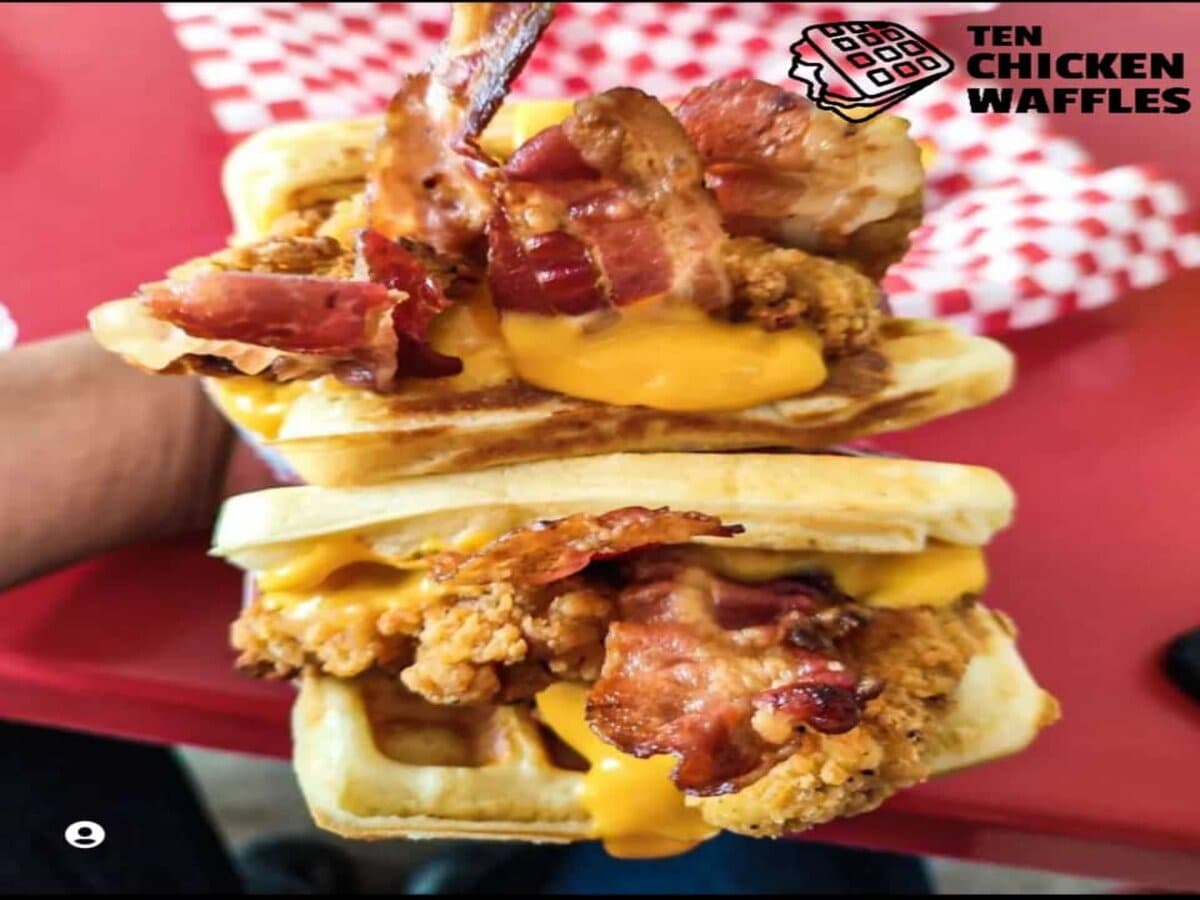 Ten Chicken Waffles Centro