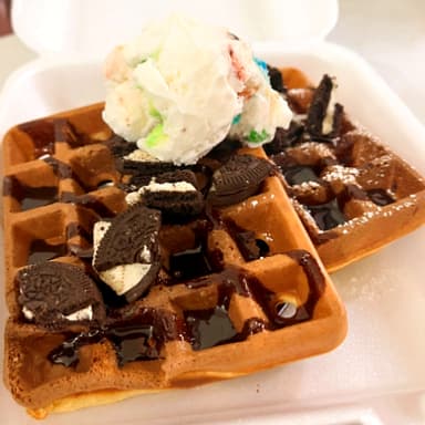Waffles con Helado