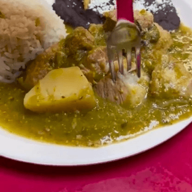 CERDO EN SALSA VERDE