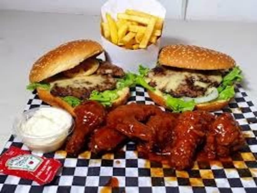 Alitas y Costillas al Carbon Neza