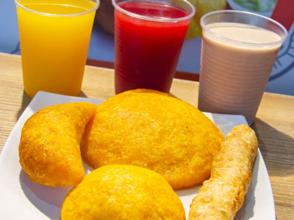 Empanadas El Encarrete (Floresta)