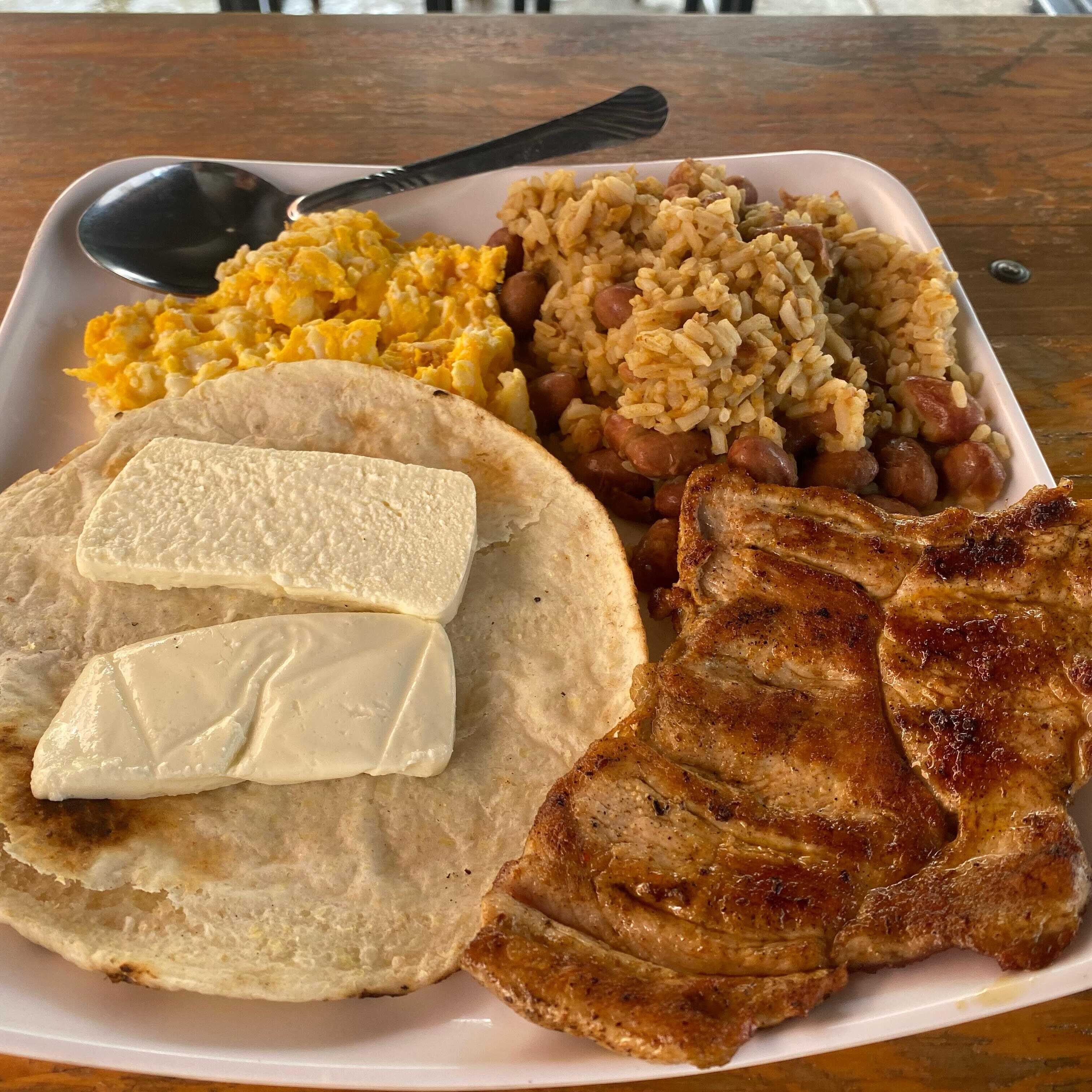 Desayuno con Cerdo