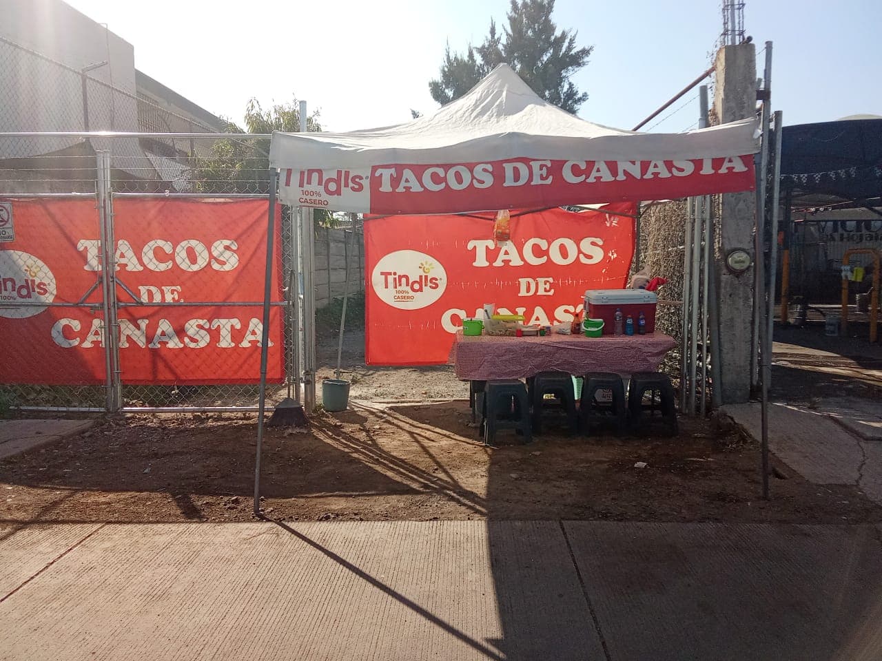 TINDIS TACOS DE CANASTA