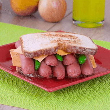 Sándwich de Salchicha