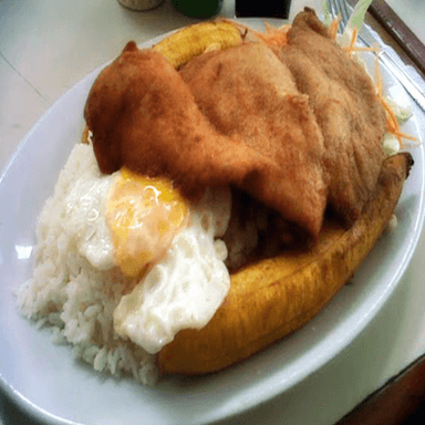 Suprema de Pollo a Lo Pobre