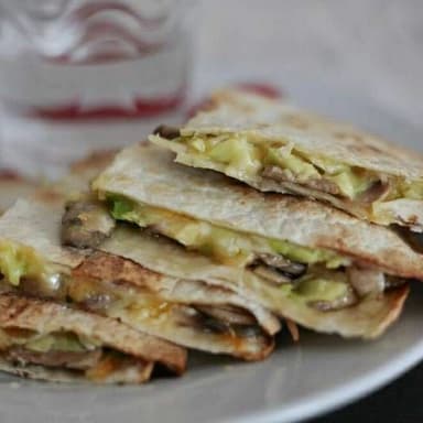 Quesadilla combinada de chorizo