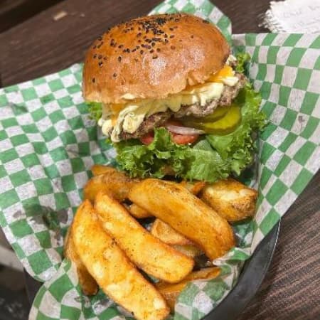 HAMBURGUESA SUPREMA