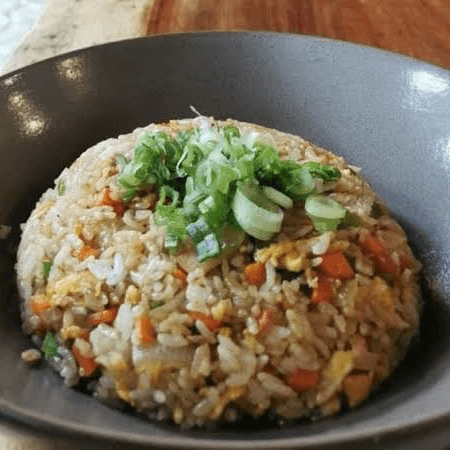 YAKIMESHI PROMO 2x1 ELIGE ENTRE POLLO,RES Y VEGGIE