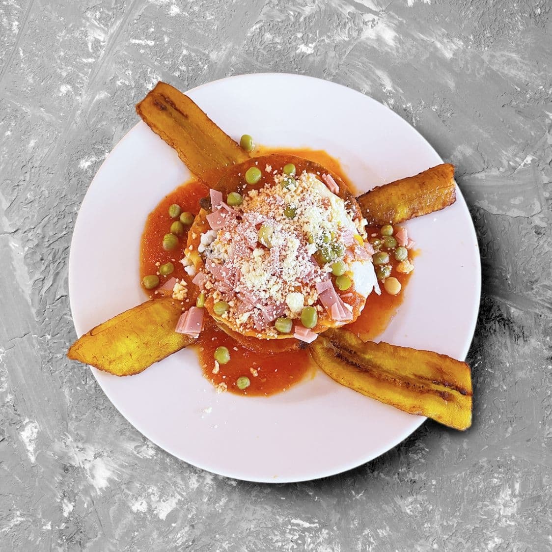 Huevos motuleños