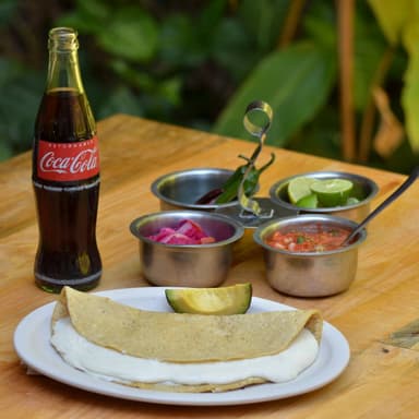 Quesadilla Sencilla Grande