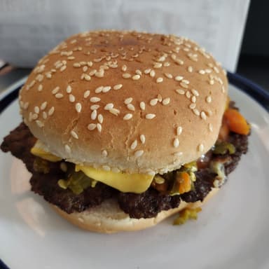 Hamburguesa con Queso Amarillo