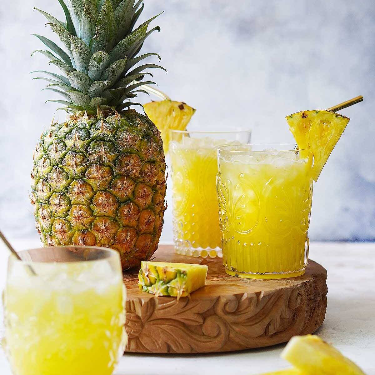 AGUA DE PIÑA