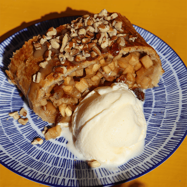 Strudel De Manzana