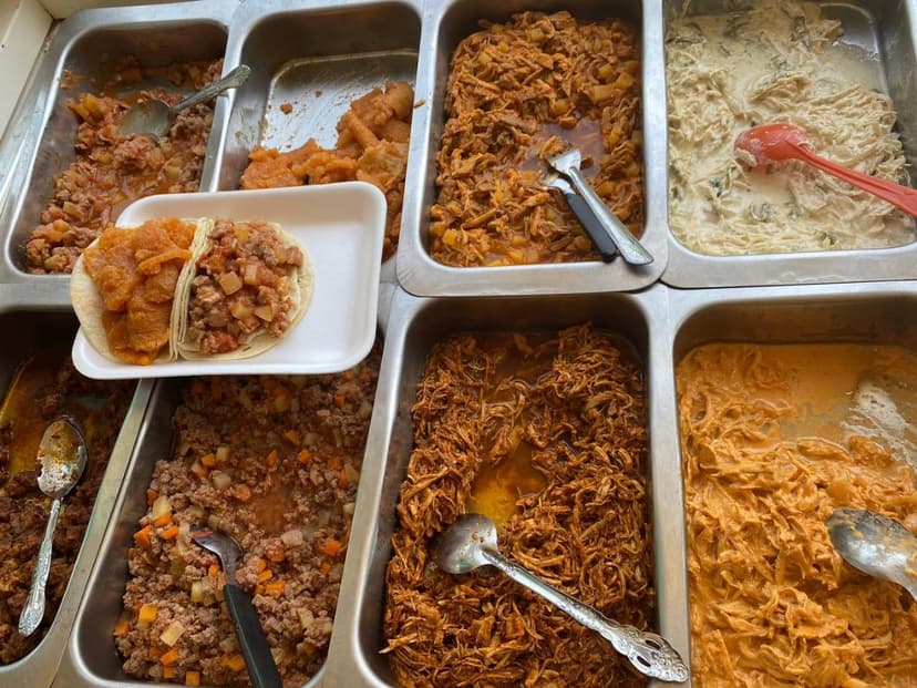 Tacos de Guisado y Barbacoa Vertiz