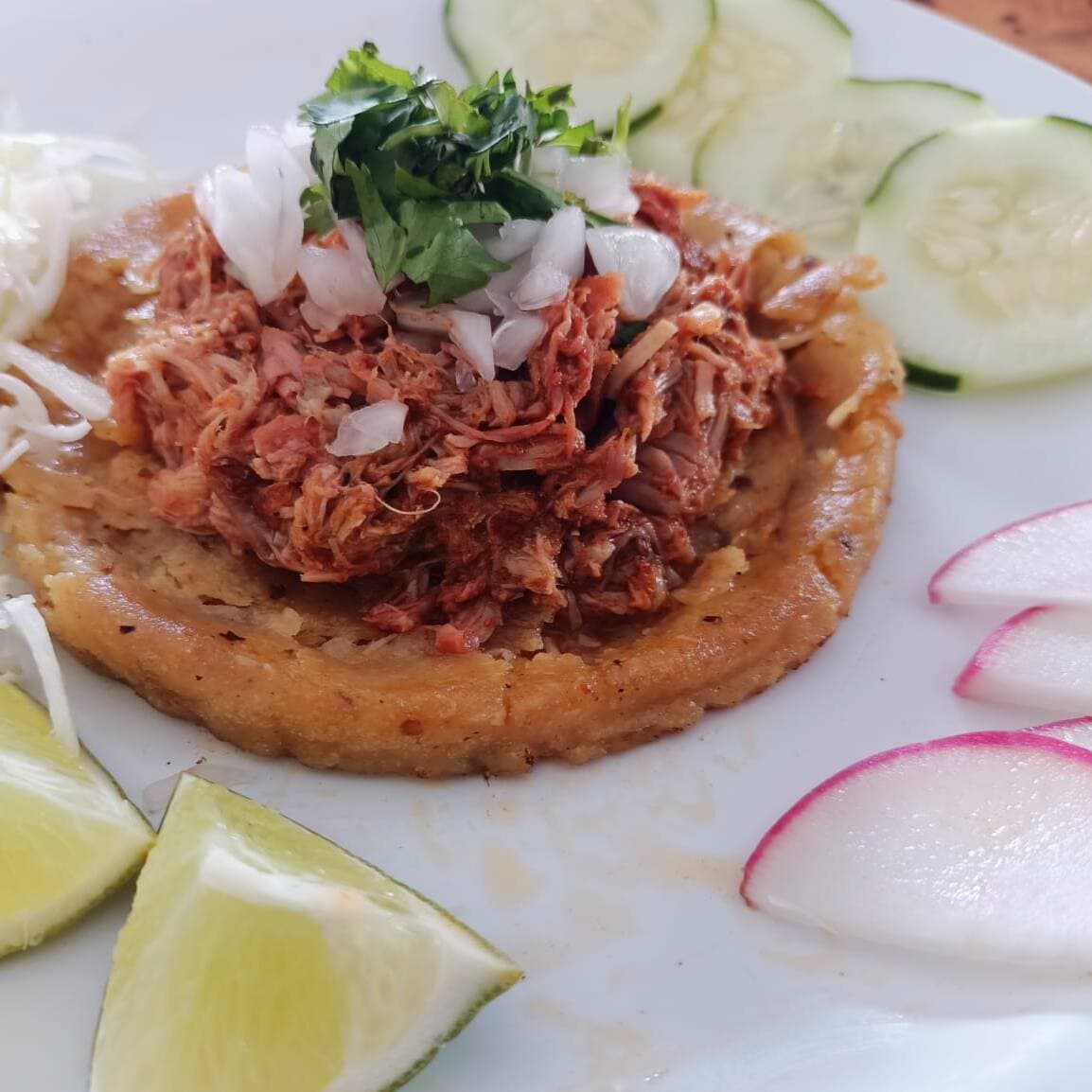ORDEN DE 2 SOPES DE BIRRIA