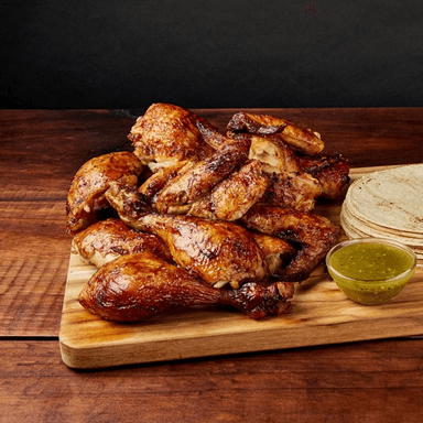 Combo 02 | Pollo y Medio + Complementos Básicos