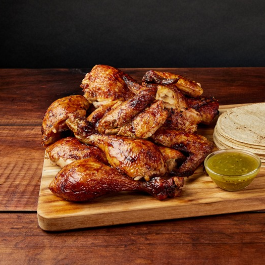 Combo 02 | Pollo y Medio + Complementos Básicos