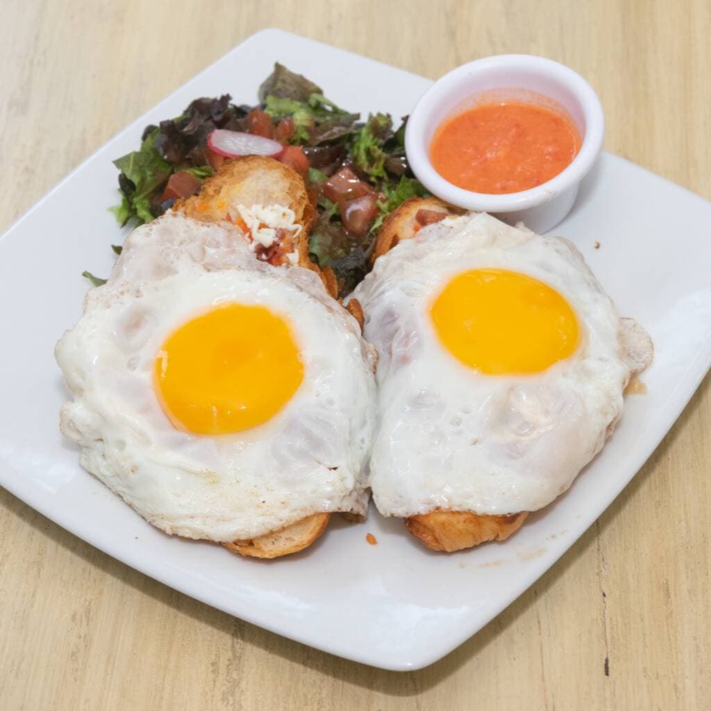 Huevos Acheval a la Española