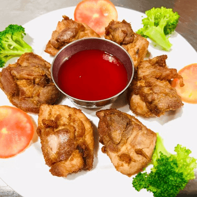 1 DOC POLLO FRITO EN TROZOS