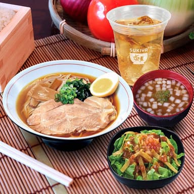 Ramen Combo Ensalada Azteca