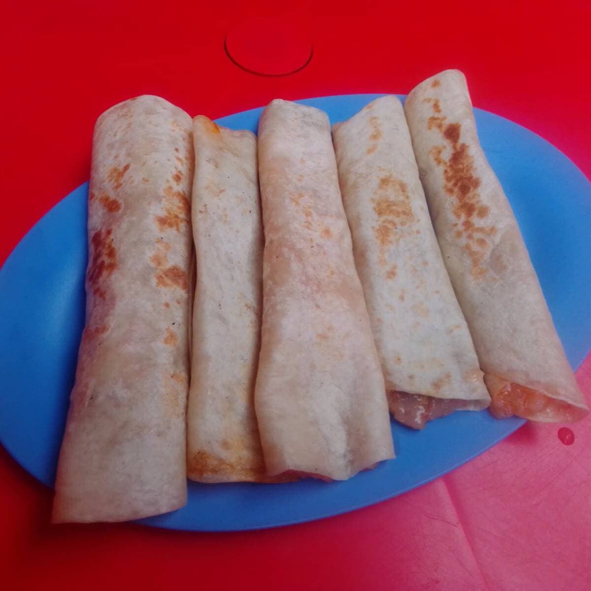4 Burritos