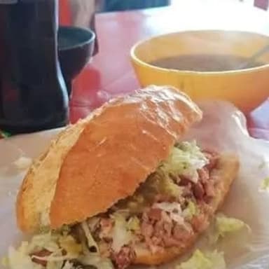 Torta de Carnitas