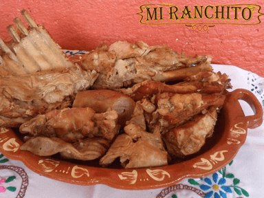 Un Cuarto de Carnitas Surtidas