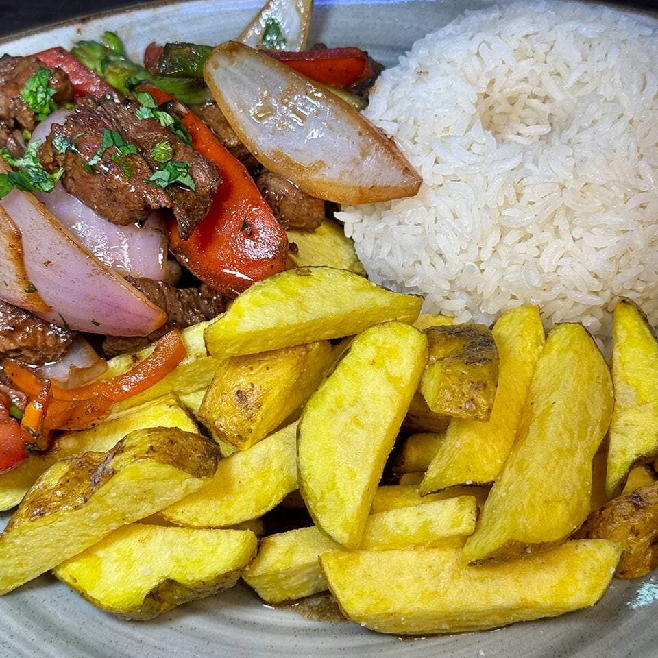 Lomo Saltado