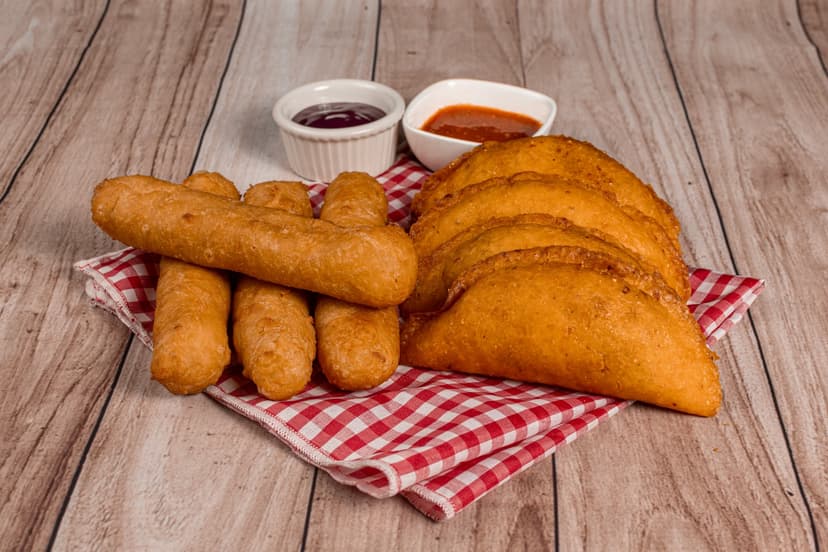 San José Empanadas y Palitos (La Estrella)