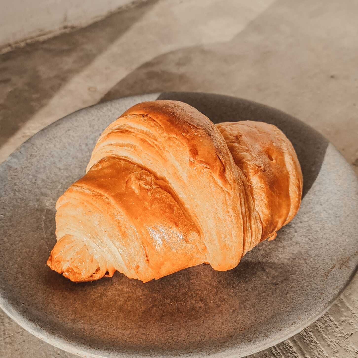 Croissant + cafe