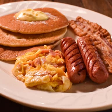 DESAYUNO AMERICANO